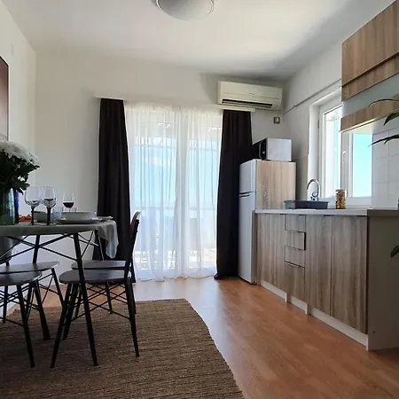 Apartment Masline *